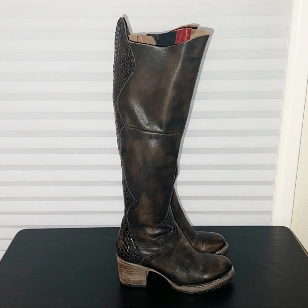 FREEBIRD Calgary Black Leather Knee-High Boots